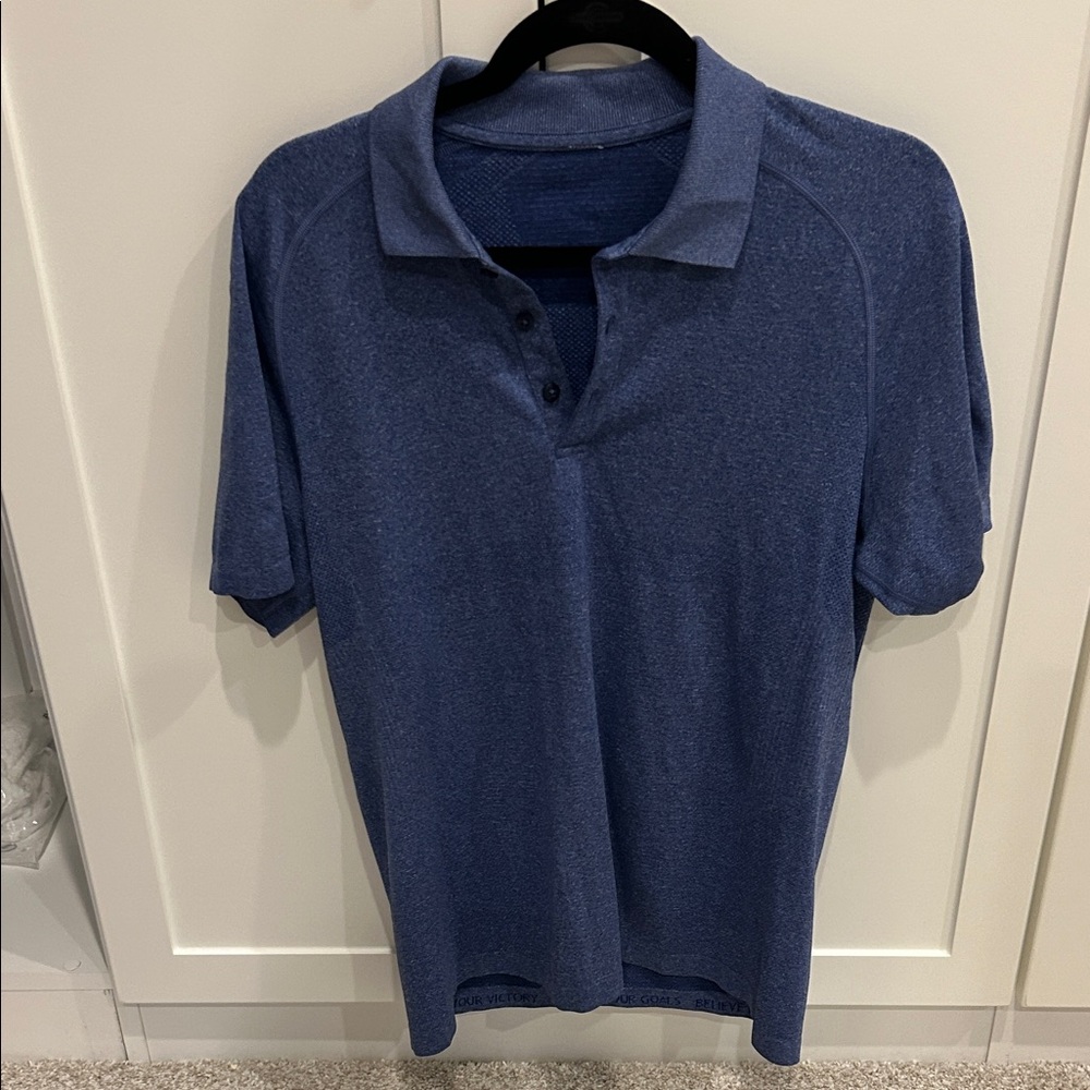 Men's lululemon Evolution Blue Polo Shirt. Size M. Great condition!